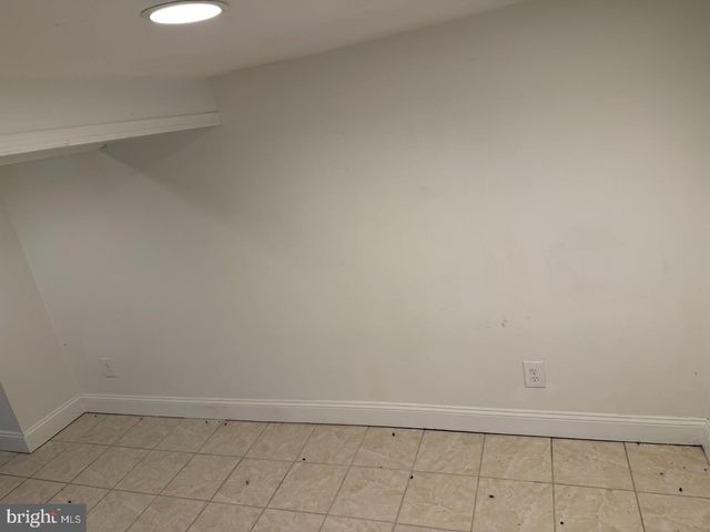 1816 CHILTON ST, Baltimore, MD 21218