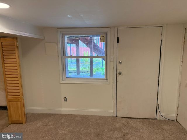 1816 CHILTON ST, Baltimore, MD 21218