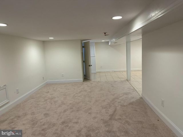 1816 CHILTON ST, Baltimore, MD 21218