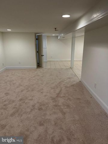 1816 CHILTON ST, Baltimore, MD 21218