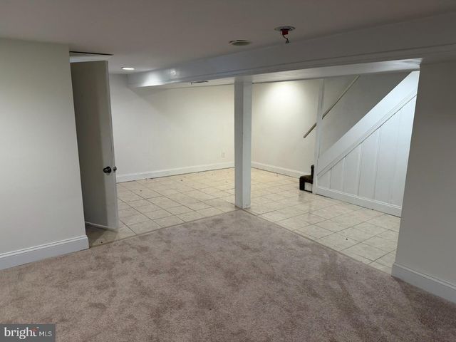 1816 CHILTON ST, Baltimore, MD 21218