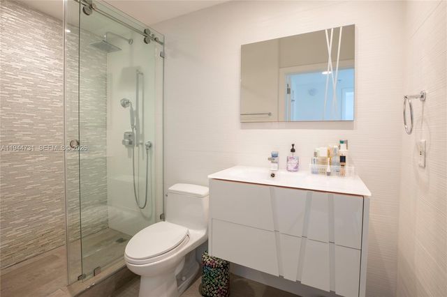 110 Washington Ave 1722, Miami Beach, FL 33139