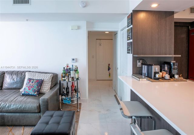 110 Washington Ave 1722, Miami Beach, FL 33139