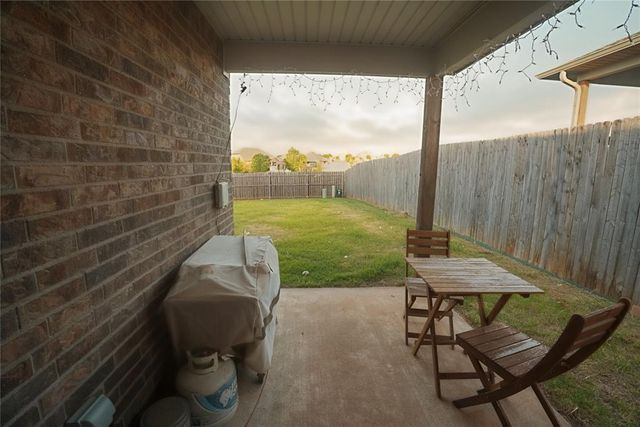 9904 Jack Rabbit Road, Yukon, OK 73099