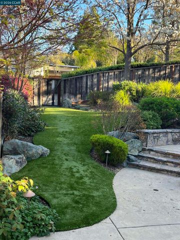 304 Livorna Heights Rd, Alamo, CA 94507