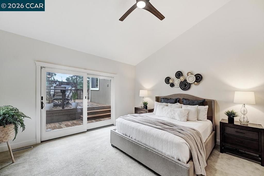 Image 30 of property listing at 304 Livorna Heights Rd, Alamo, CA 94507