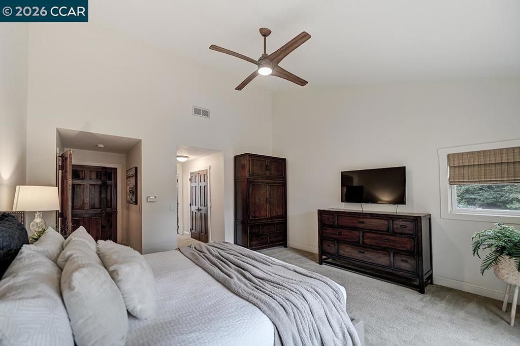 Image 36 of property listing at 304 Livorna Heights Rd, Alamo, CA 94507