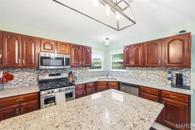 1010 Wake Court, Wentzville, MO 63385