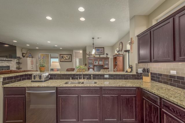 4320 Sundance Street SW, Los Lunas, NM 87031