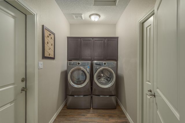 4320 Sundance Street SW, Los Lunas, NM 87031