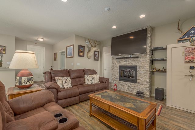 4320 Sundance Street SW, Los Lunas, NM 87031