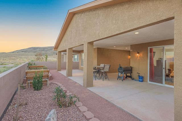 4320 Sundance Street SW, Los Lunas, NM 87031