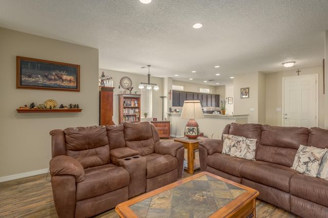 4320 Sundance Street SW, Los Lunas, NM 87031