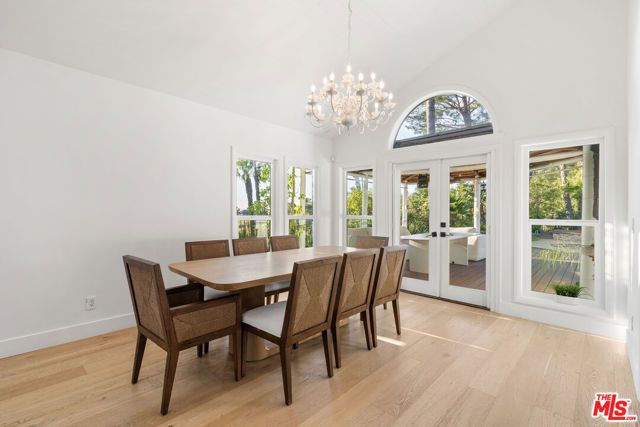 22137 Cairnloch Street, Calabasas, CA 91302