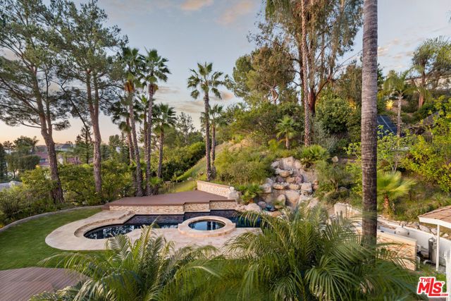 22137 Cairnloch Street, Calabasas, CA 91302