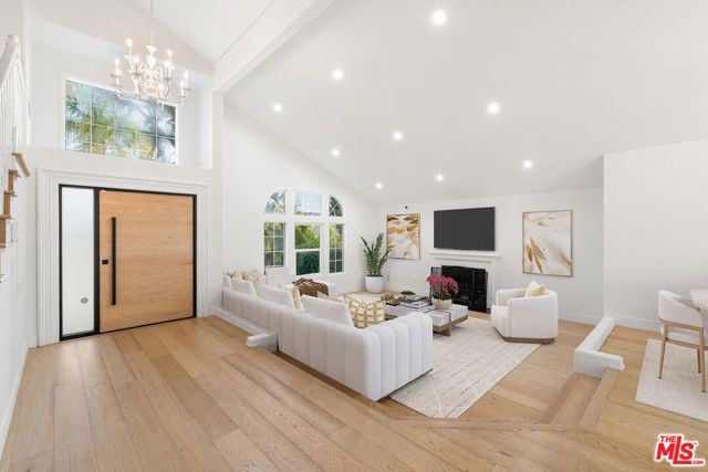 22137 Cairnloch Street, Calabasas, CA 91302