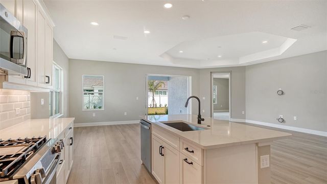 8079 ANTHIRIUM LOOP, Sarasota, FL 34240