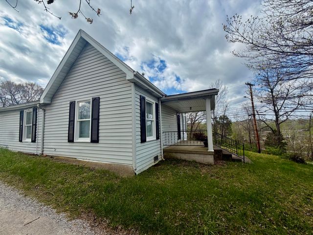 110 Jacksboro Street, Somerset, KY 42501
