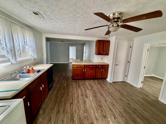 110 Jacksboro Street, Somerset, KY 42501