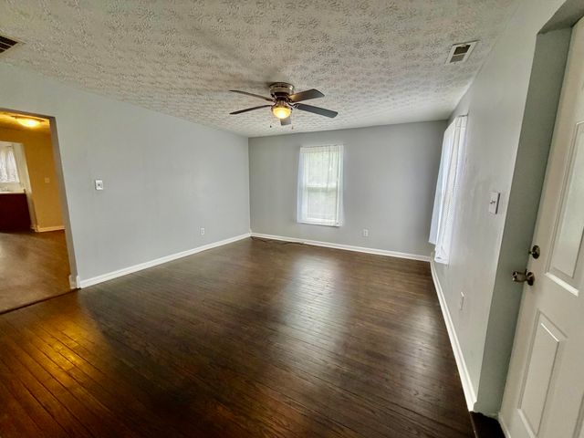 110 Jacksboro Street, Somerset, KY 42501