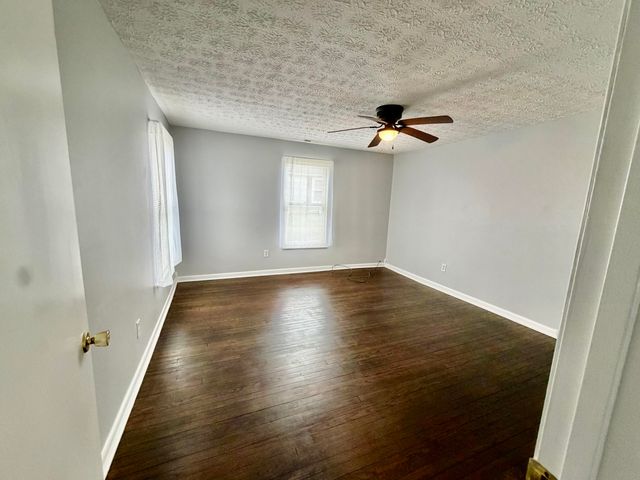 110 Jacksboro Street, Somerset, KY 42501