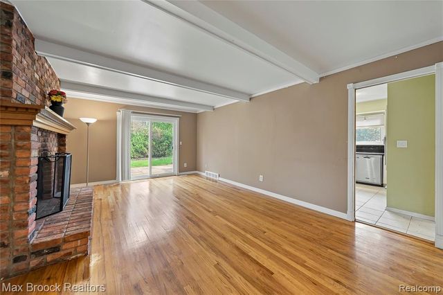 25576 Wessex Street, Farmington Hills, MI 48336