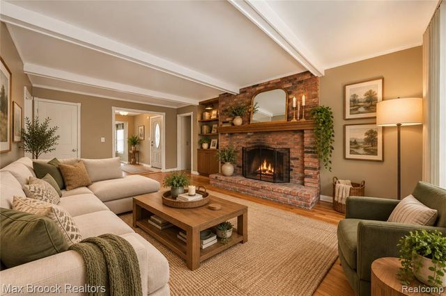 25576 Wessex Street, Farmington Hills, MI 48336