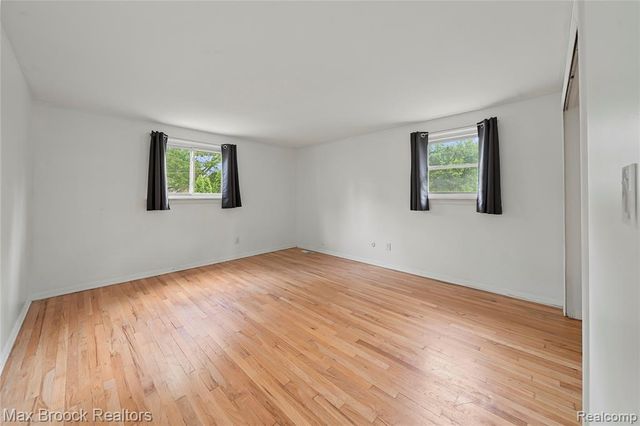 25576 Wessex Street, Farmington Hills, MI 48336