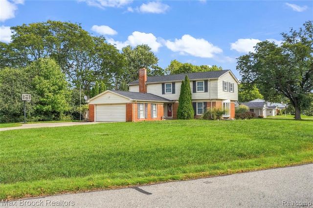 25576 Wessex Street, Farmington Hills, MI 48336