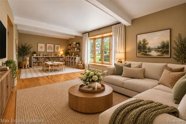 25576 Wessex Street, Farmington Hills, MI 48336