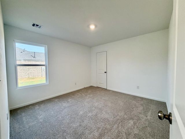 604 South Haven Drive, Noble, OK 73068