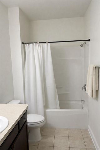 2128 W WALNUT STREET, Tampa, FL 33607