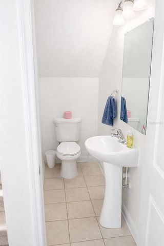 2128 W WALNUT STREET, Tampa, FL 33607