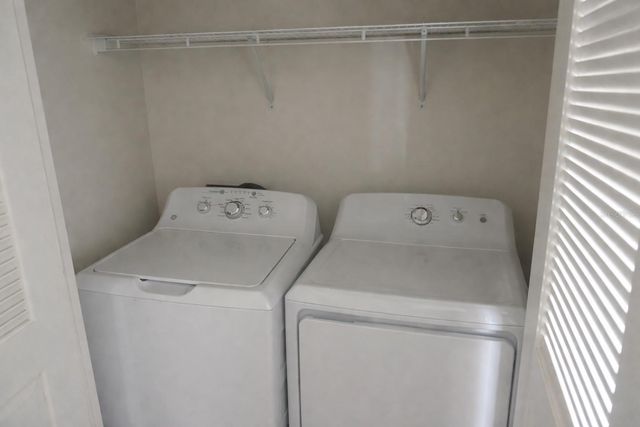 2128 W WALNUT STREET, Tampa, FL 33607