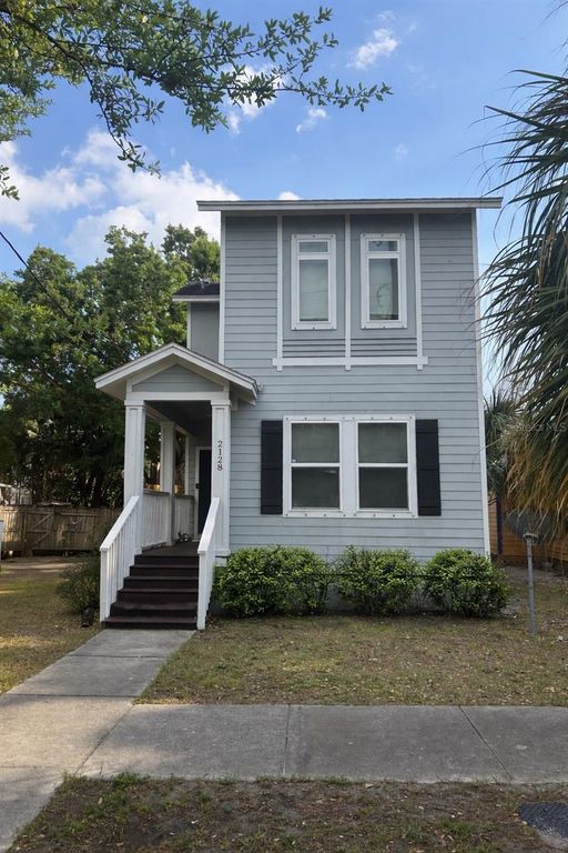 2128 W WALNUT STREET, Tampa, FL 33607