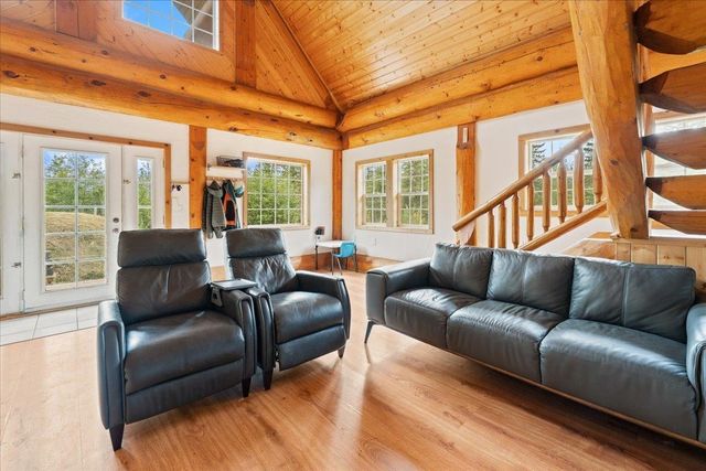 1045 CHICKADEE LOOP, Fairbanks, AK 99712