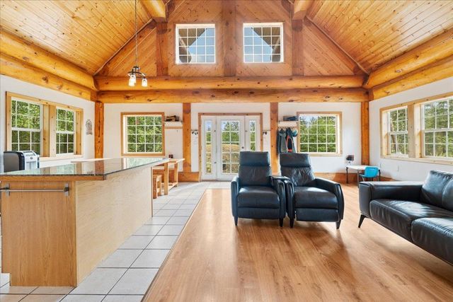 1045 CHICKADEE LOOP, Fairbanks, AK 99712