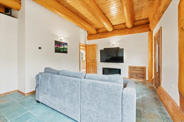 1045 CHICKADEE LOOP, Fairbanks, AK 99712