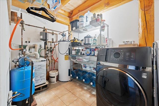 1045 CHICKADEE LOOP, Fairbanks, AK 99712