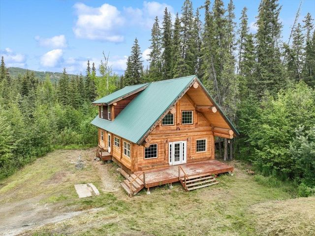 1045 CHICKADEE LOOP, Fairbanks, AK 99712