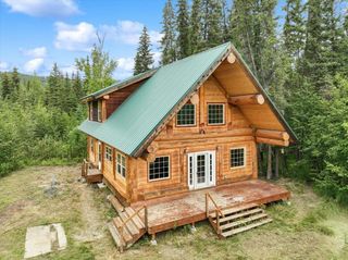1045 CHICKADEE LOOP, Fairbanks, AK 99712