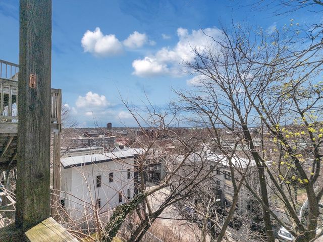 32 Fisher Ave 2, Boston, MA 02120