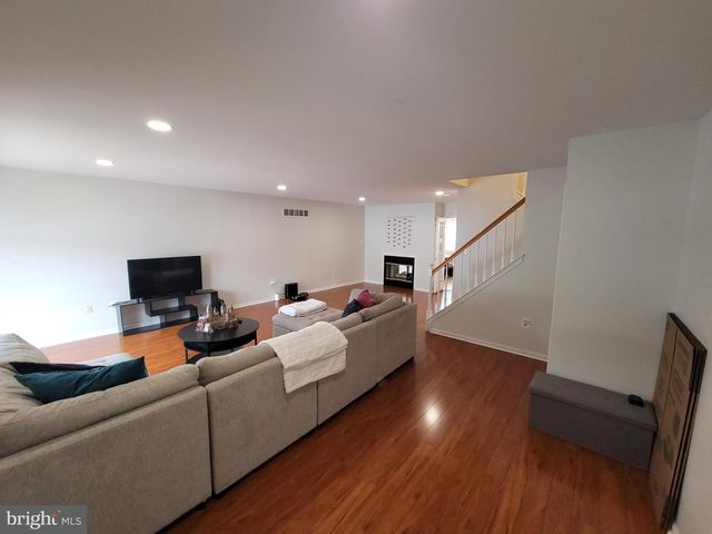 2104 HARRISON, Eagleville, PA 19403