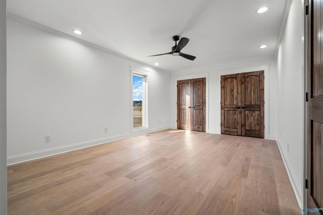 407 Bay Point Drive, Rainbow City, AL 35906