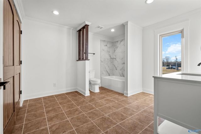 407 Bay Point Drive, Rainbow City, AL 35906