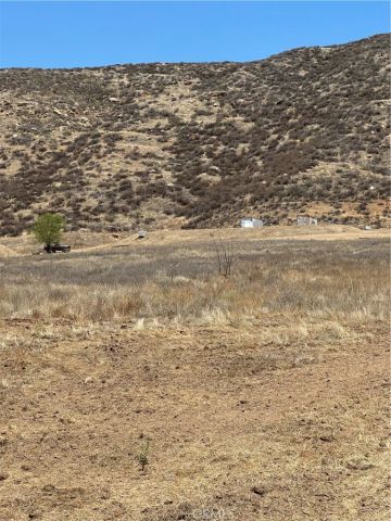 0 Cora Lee Lane, Hemet, CA 92543