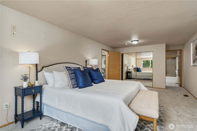 19407 67th Street Ct E, Bonney Lake, WA 98391