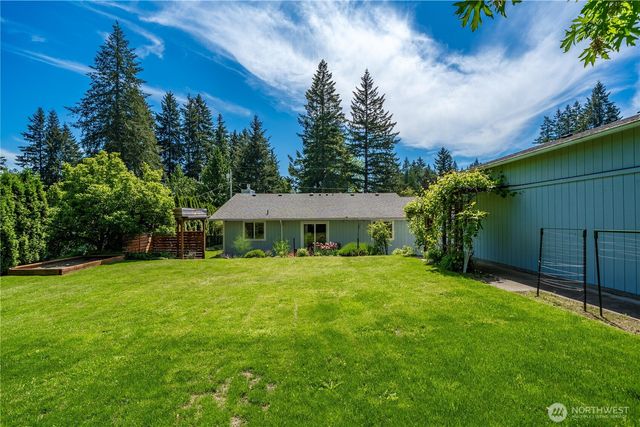 19407 67th Street Ct E, Bonney Lake, WA 98391