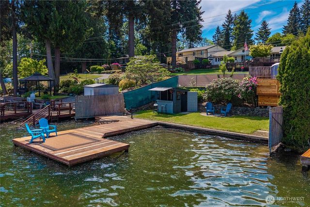19407 67th Street Ct E, Bonney Lake, WA 98391