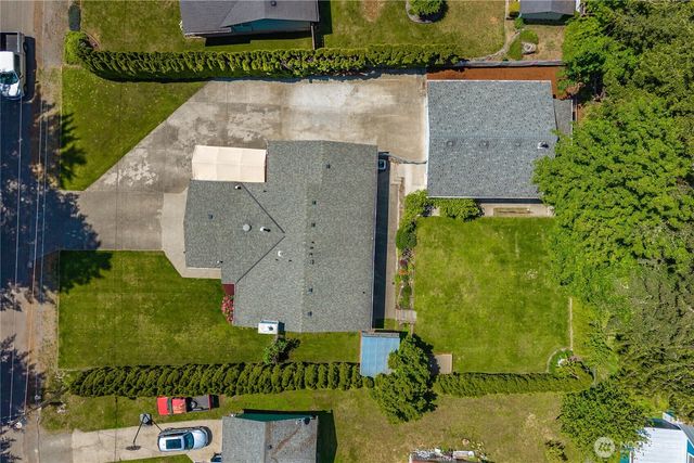19407 67th Street Ct E, Bonney Lake, WA 98391